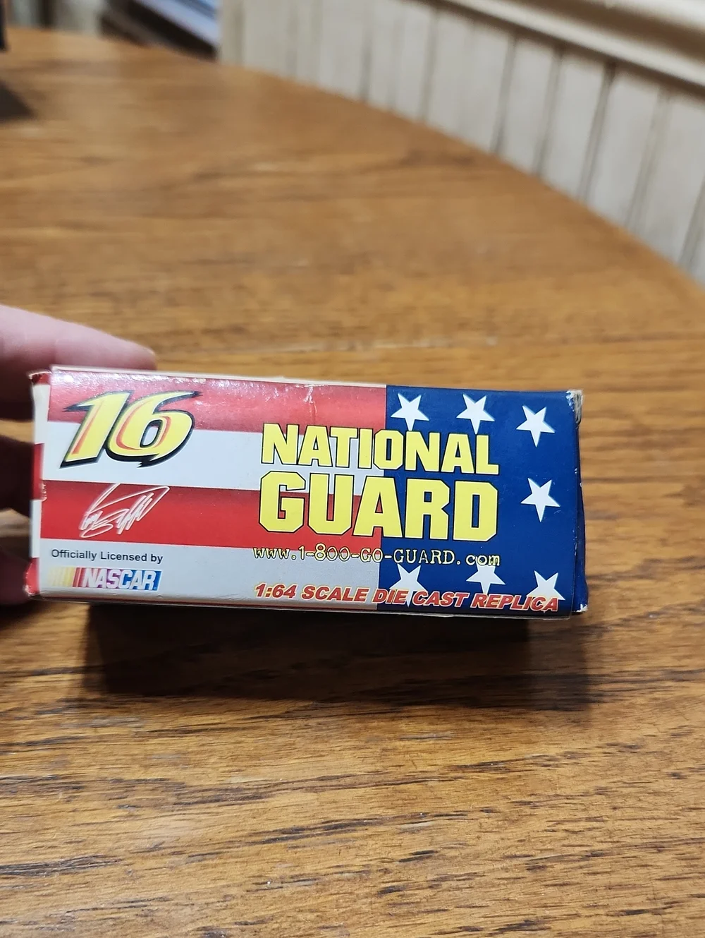 Nascar Greg Biffle #16 National Guard 2004 Ford Taurus In Box